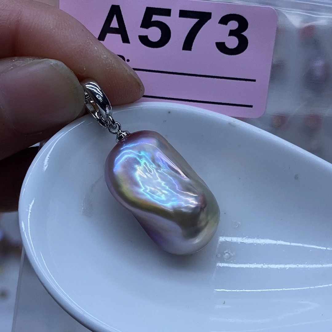 颈饰未镶嵌淡水珍珠