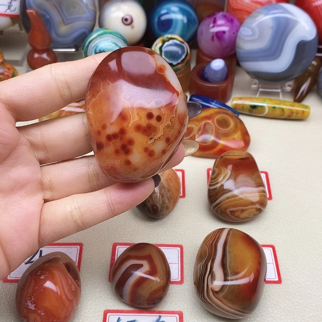 玛瑙/玉髓未镶嵌珠宝奇石