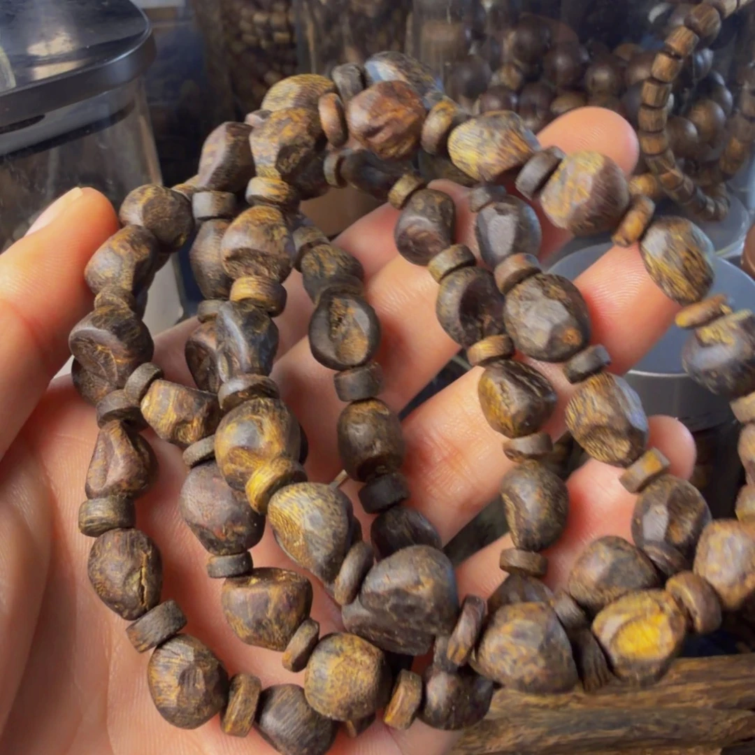 沉香沉香碎屑沉水树丁8g发一条