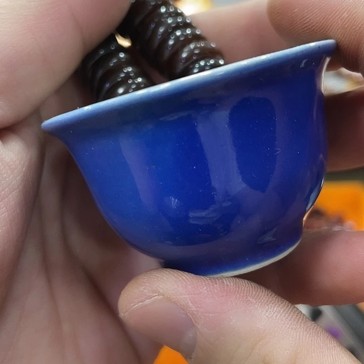 瓷片精致雕刻工艺精湛