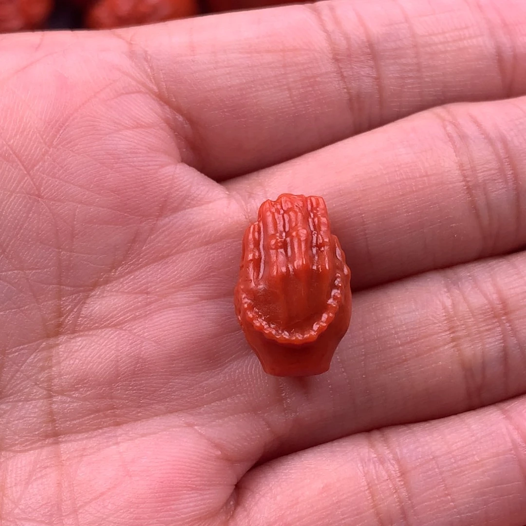 未镶嵌佛手背云11.1MM南红玛瑙
