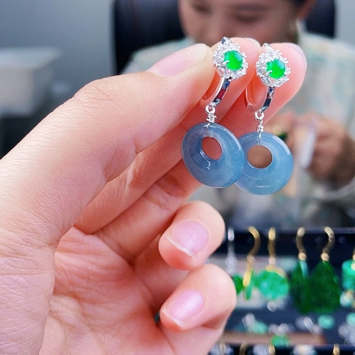 翡翠耳饰未镶嵌饰品