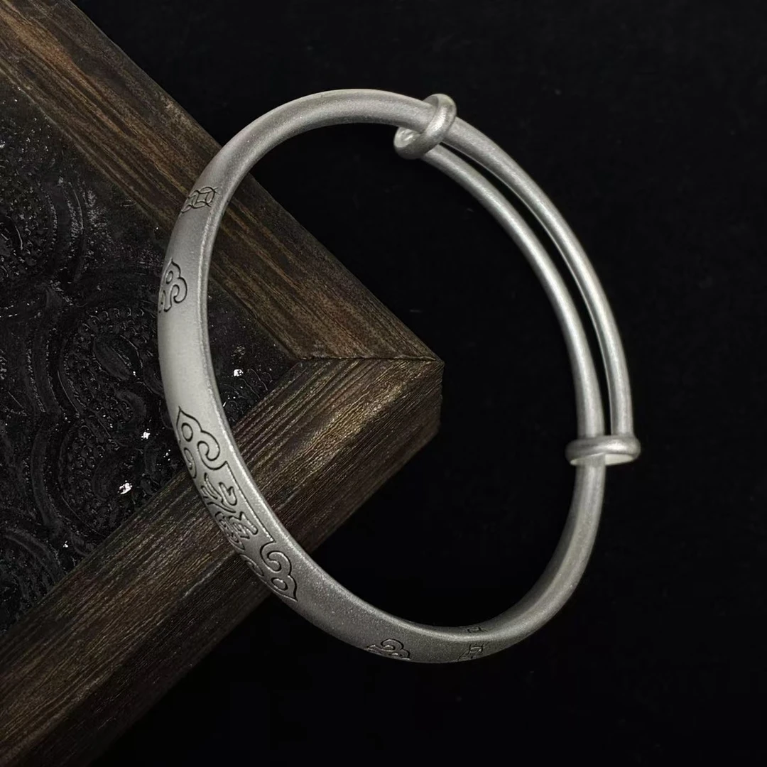 【抓紧处理】过年礼物ins风轻奢女款生肖挂饰 F5993