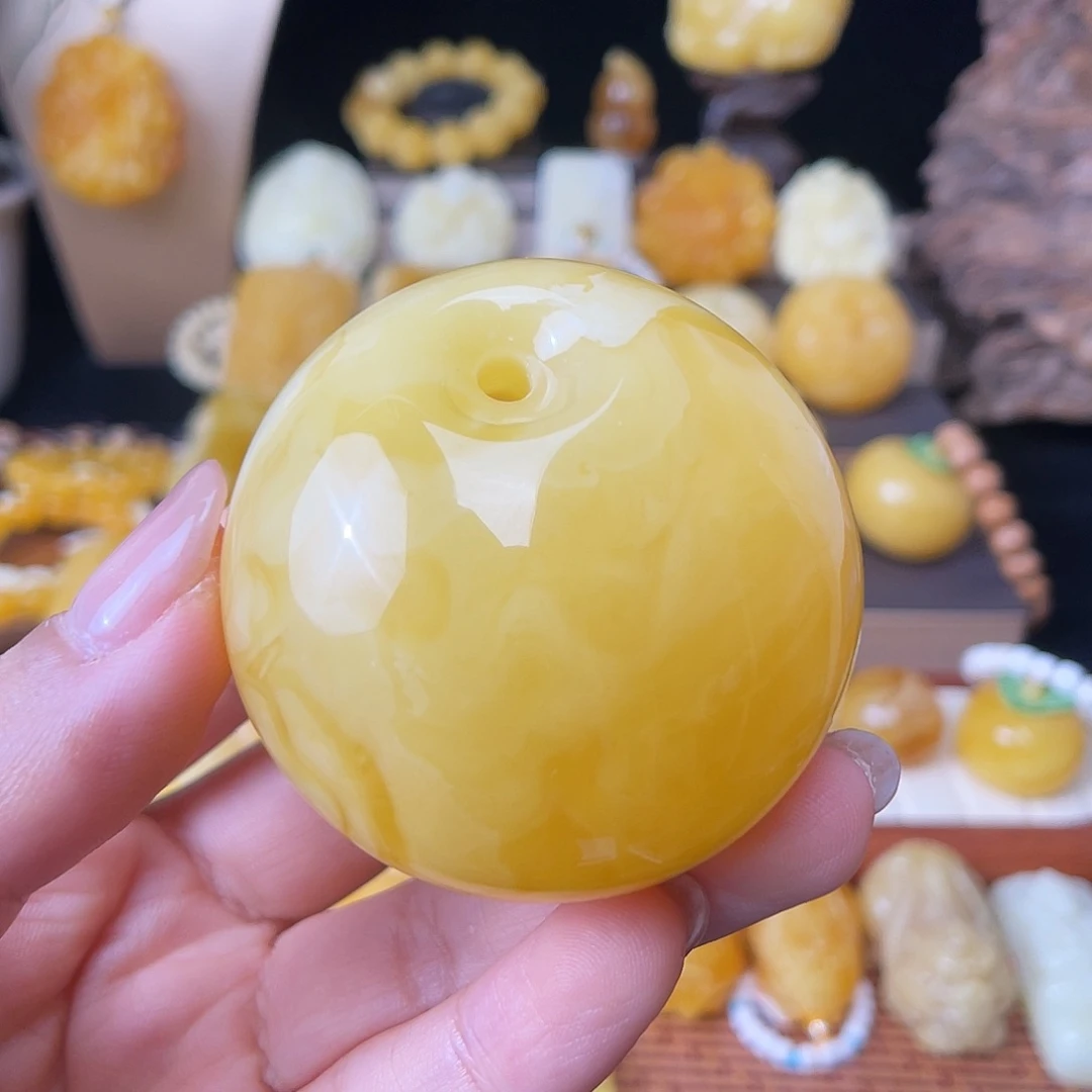 琥珀未镶嵌珠宝奇石