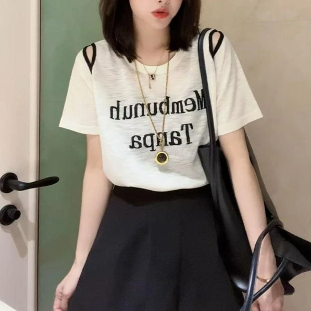 小香风撞色镂空露肩短袖t恤棉圆领女夏2025新款宽松薄款上衣字母