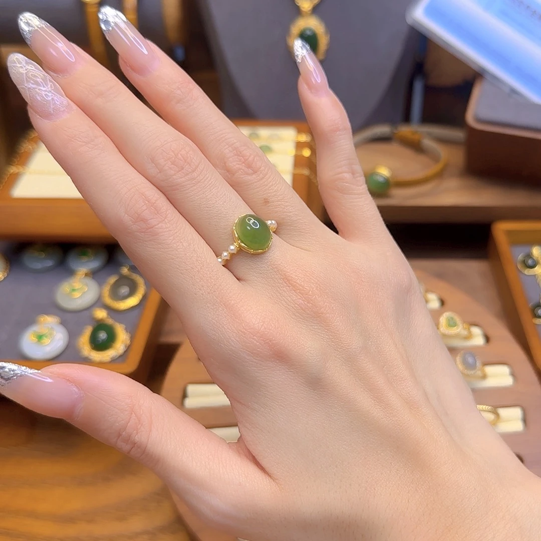 和田玉戒指银S925镀金镶嵌