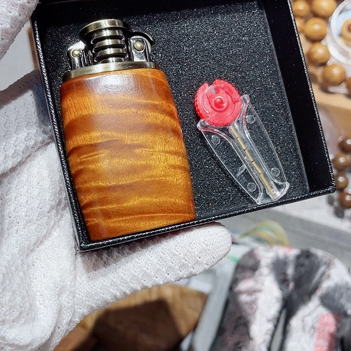 金丝楠金丝楠木小叶桢楠枯木料水波闪电纹打火机