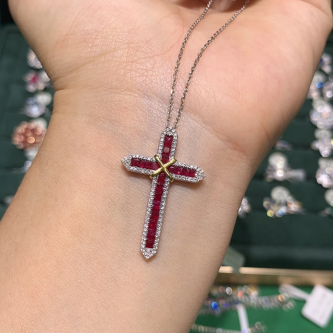 红宝石颈饰18K金镶嵌