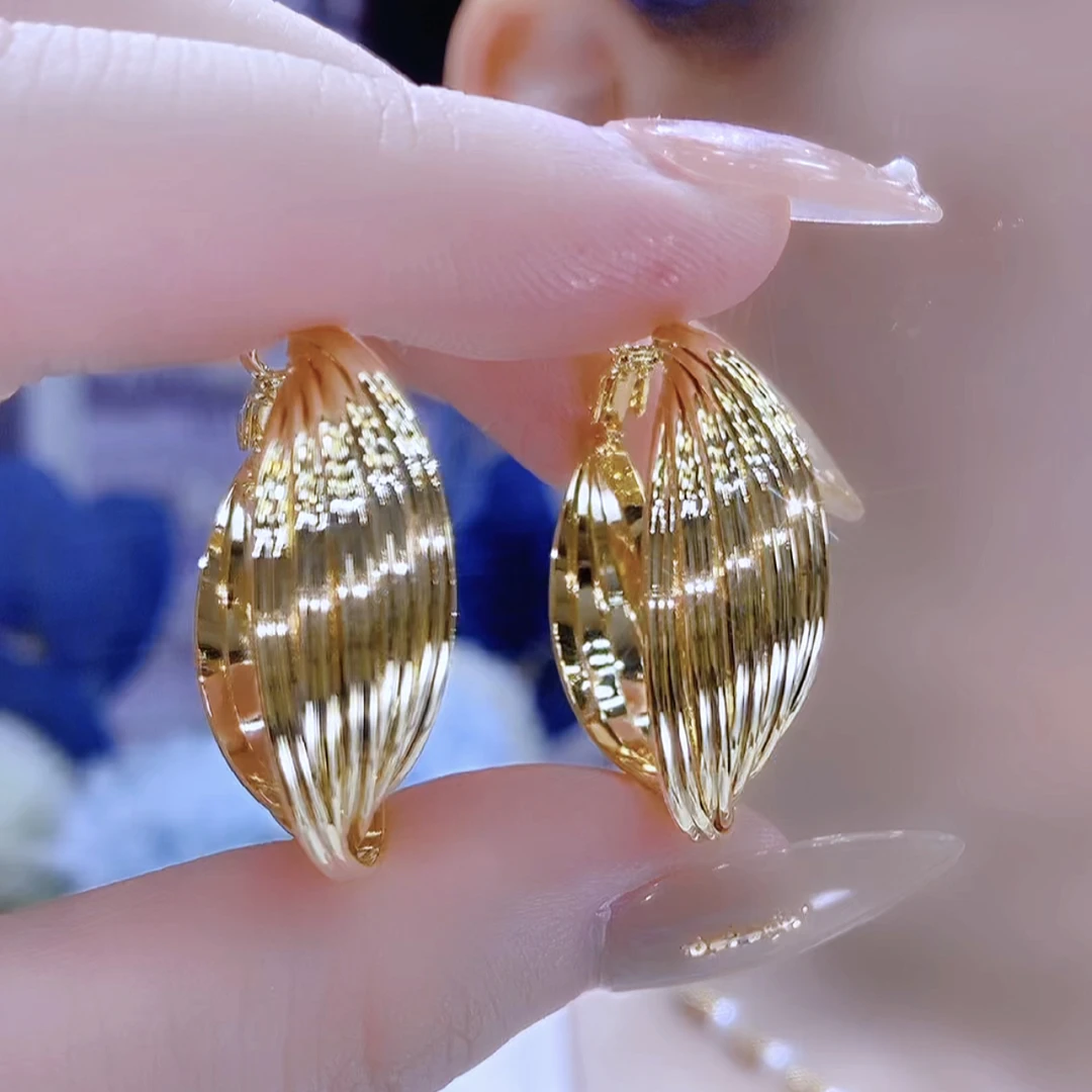 铜合金耳饰 百搭时尚优雅轻奢气质扭曲耳圈