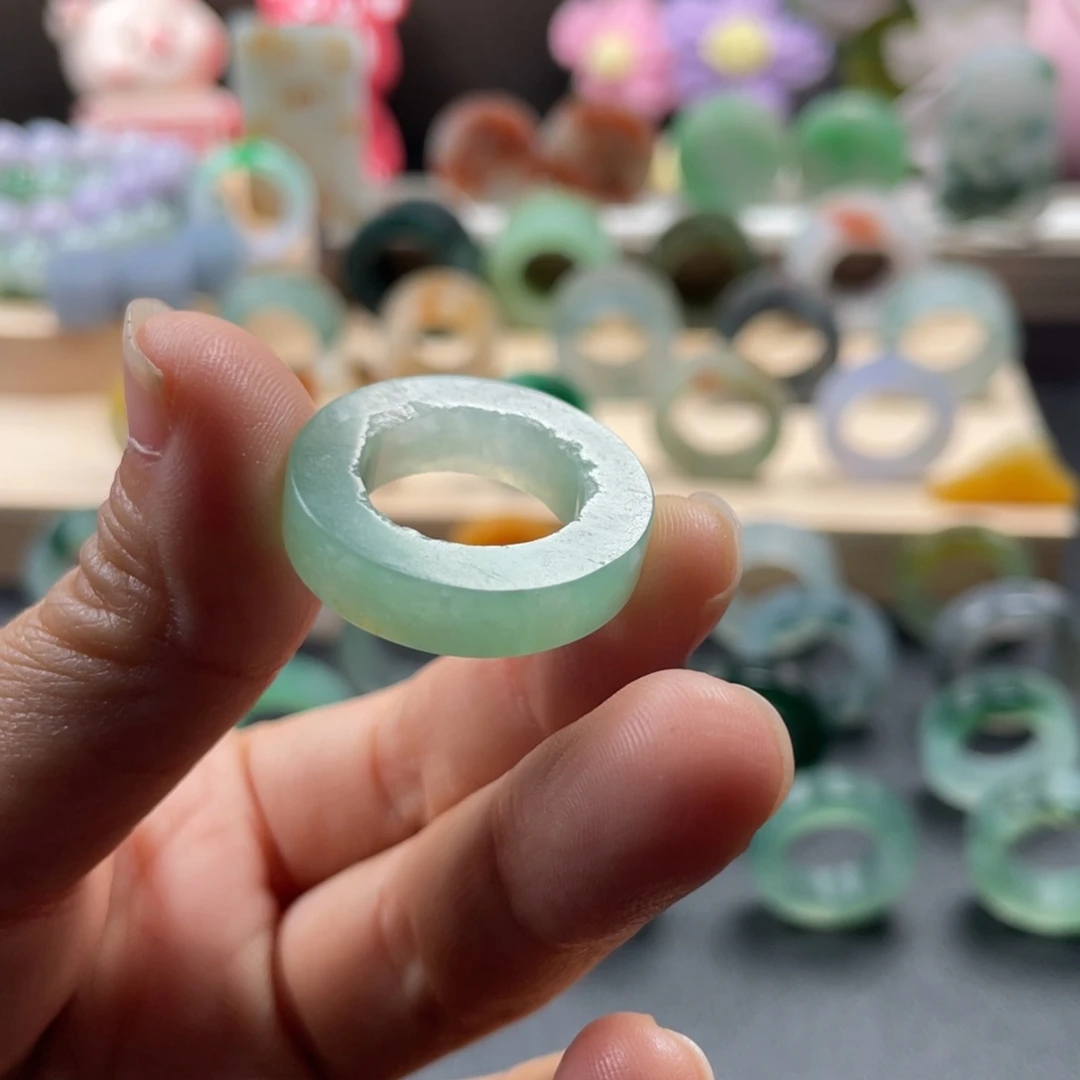 未镶嵌定制翡翠翡翠