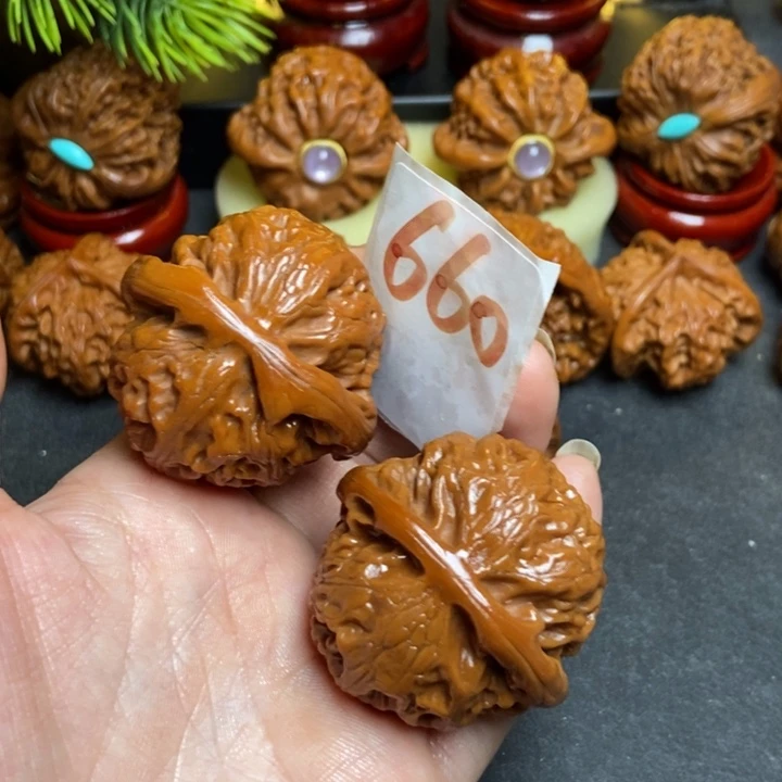 文玩核桃把件43宫灯660