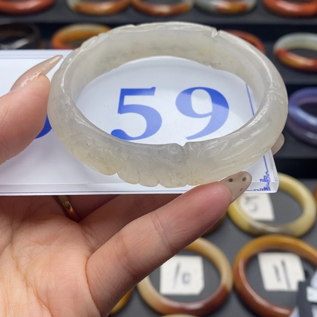 石英质玉（黄龙玉）手镯未镶嵌