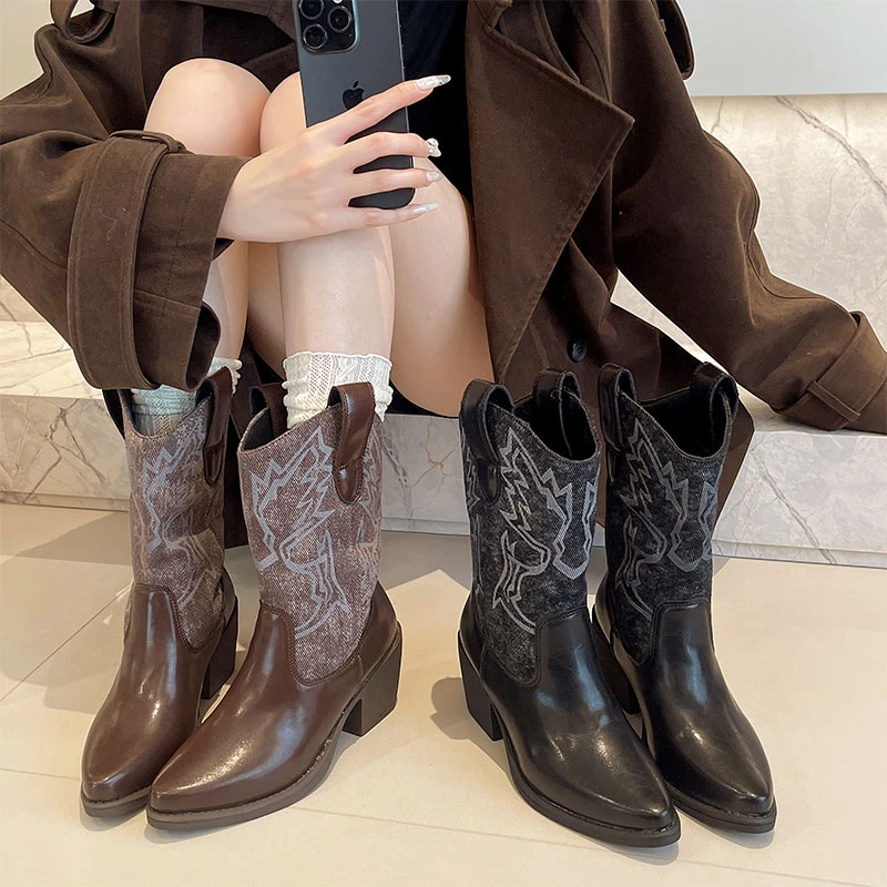 明星同款~刺绣西部牛仔靴2025新款复古甜辣千金风美拉德靴子短靴