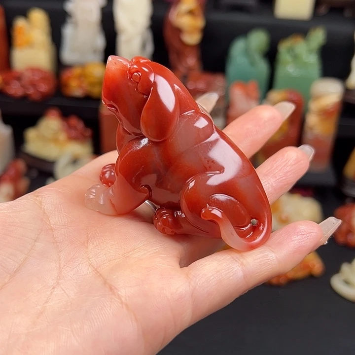 寿山石老性芙蓉石
