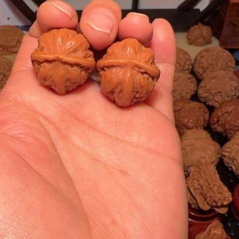 把件文玩核桃秋子