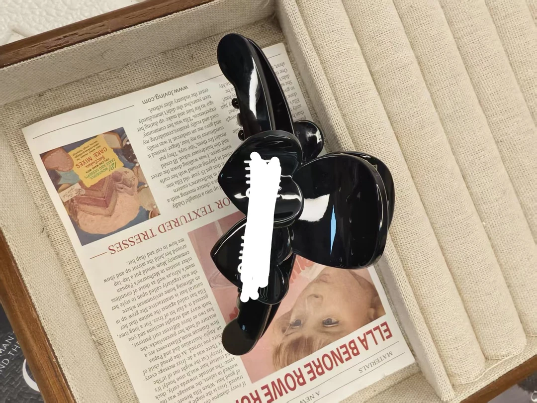 原创设计时尚气质双面爱心M抓夹1136