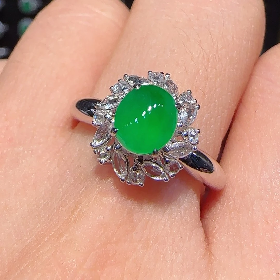 翡翠戒指18K金镶嵌戒指