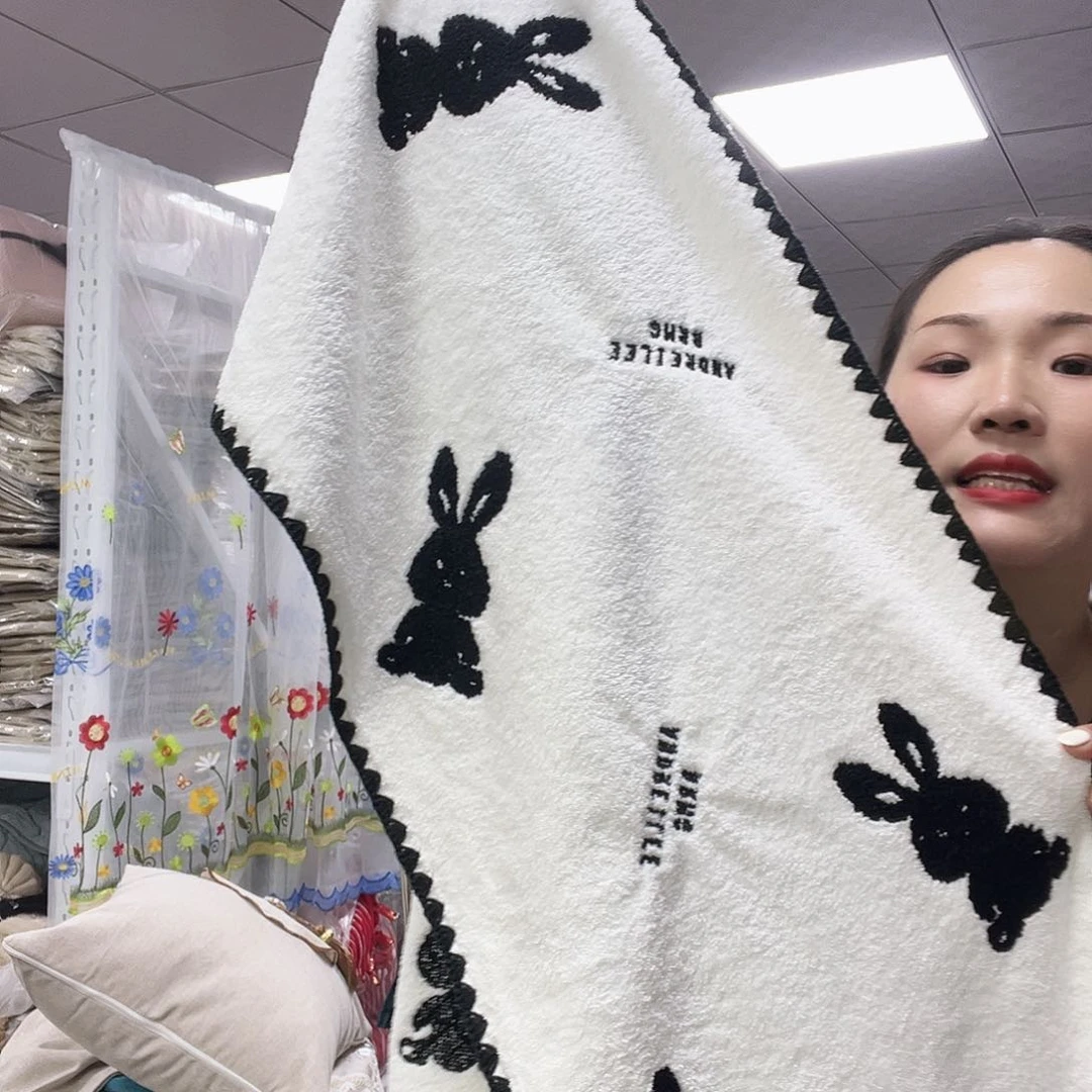 雪尼尔啦咯啦咯啦咯啦咯啦