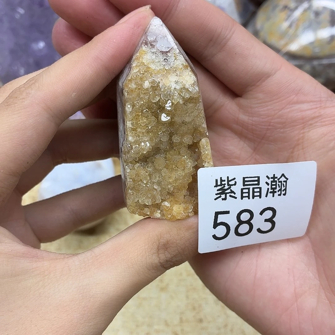 未镶嵌水晶大型摆件（非配饰）