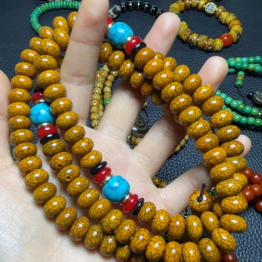鄧***大叶紫檀（黑酸枝木类）