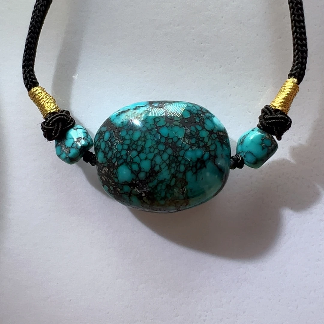 绿松石未镶嵌挂件