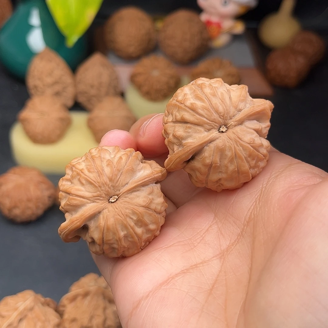 1***7文玩核桃把件石门元宝全品38