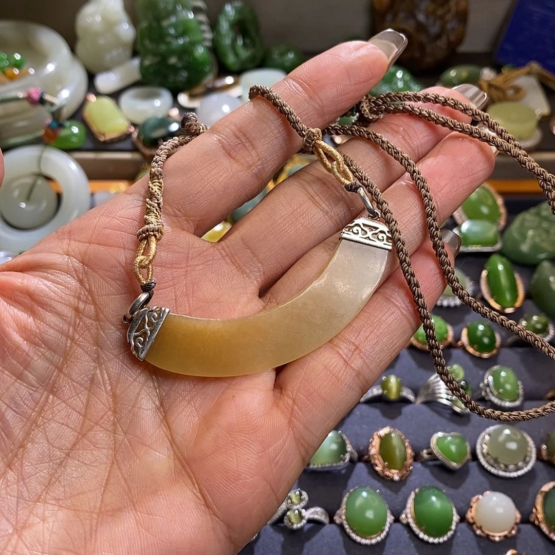 和田玉挂件未镶嵌