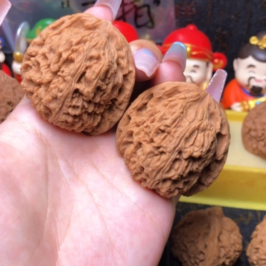 吊坠文玩核桃南疆石52g