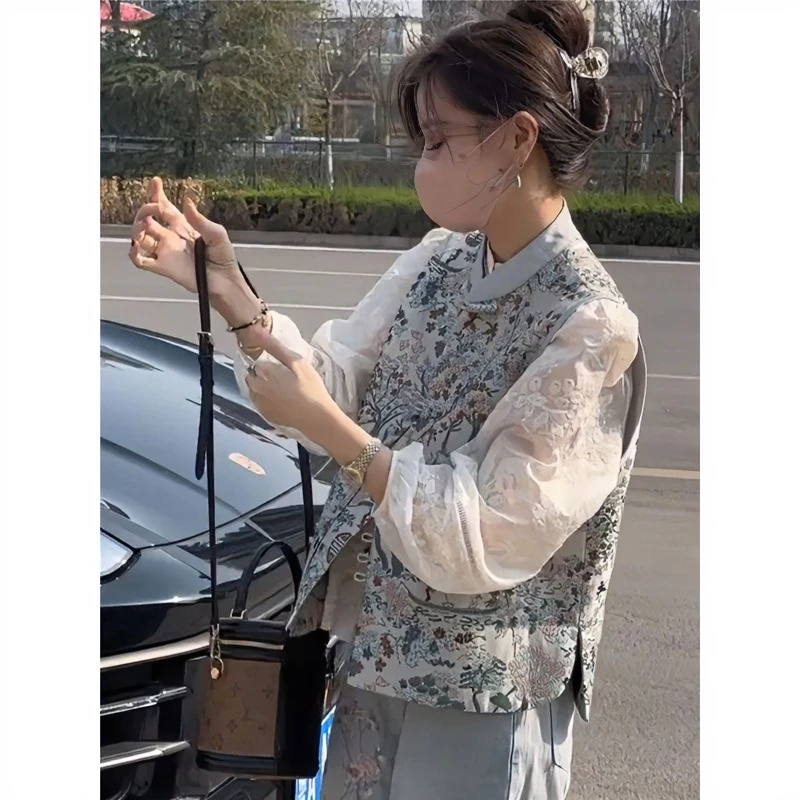 国风马甲女短款小个子背心2025新款春季刺绣高级感气质小众外搭潮