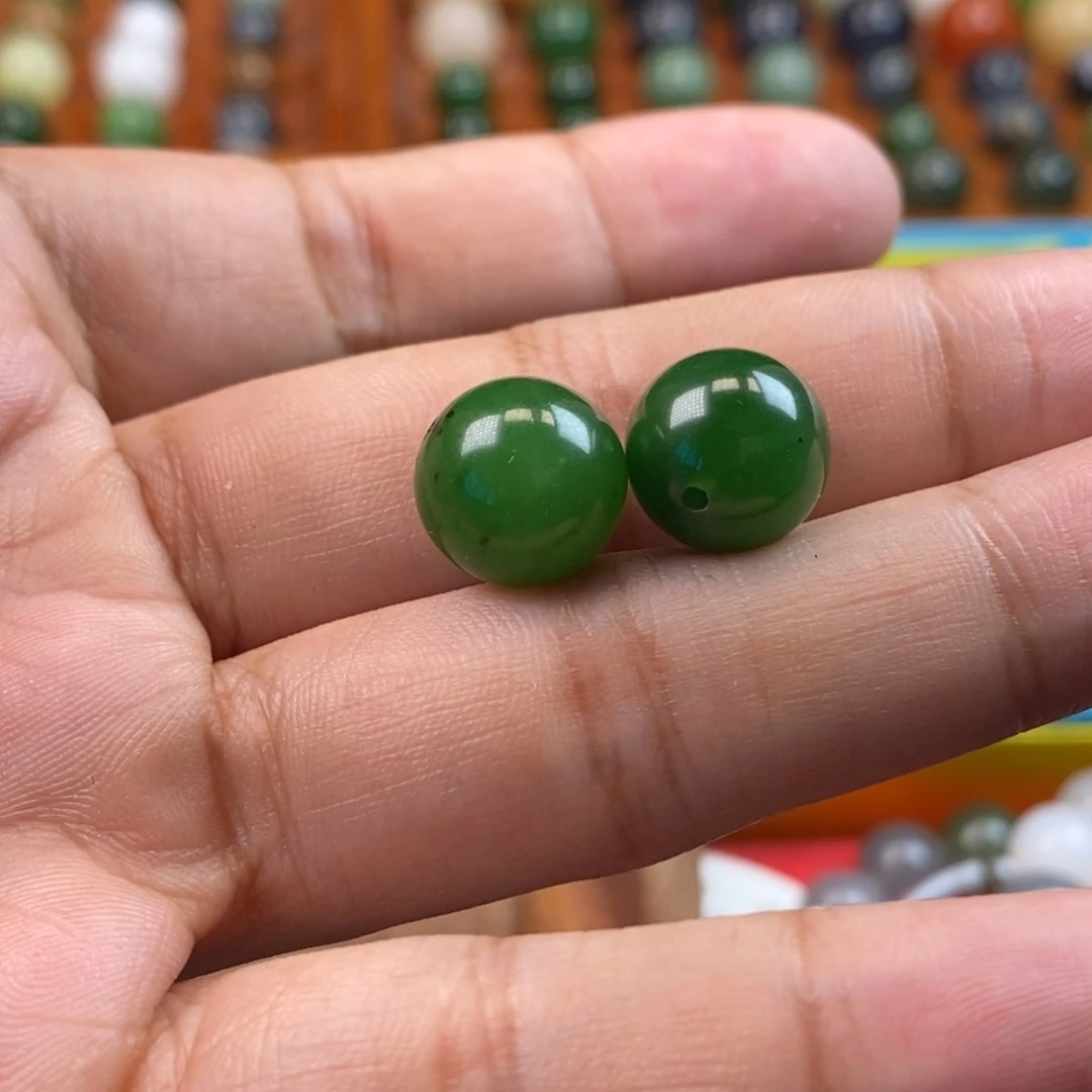 毛***毛未镶嵌和田玉珠宝奇石卡12辣阳绿y多样性发一