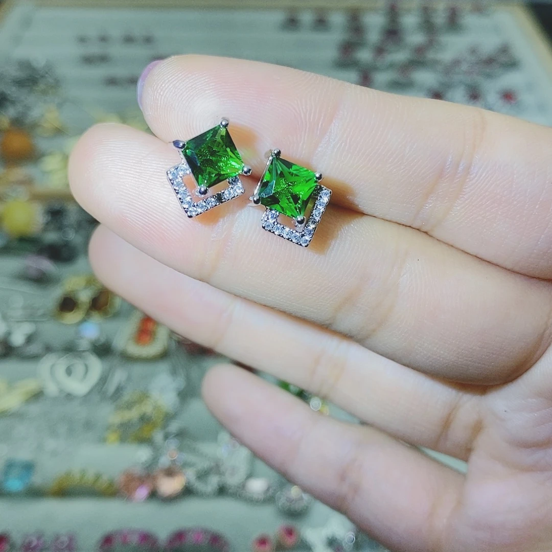 【闪购商品】托帕石耳饰银S925镶嵌