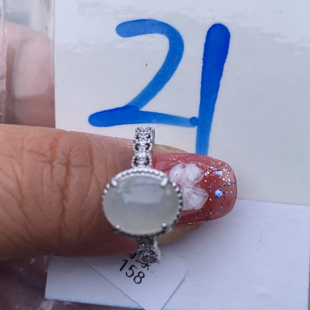 未镶嵌戒指翡翠缅甸