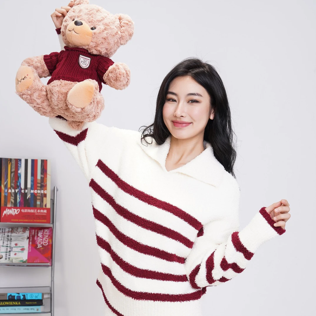 秋冬新款软绵绵加绒宽松女款睡衣家居服