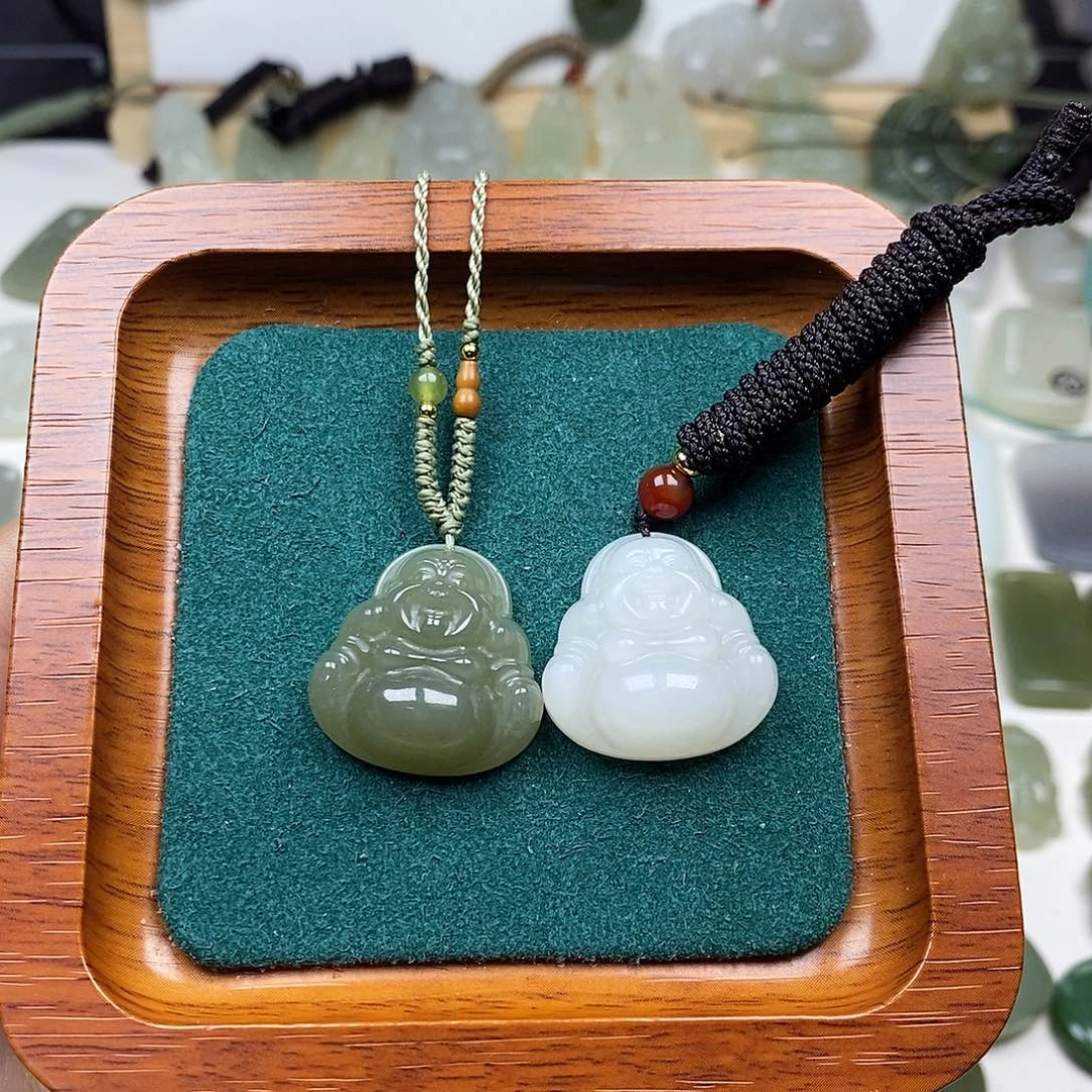 和田玉未镶嵌颈饰25mm精品佛公多样性发1件