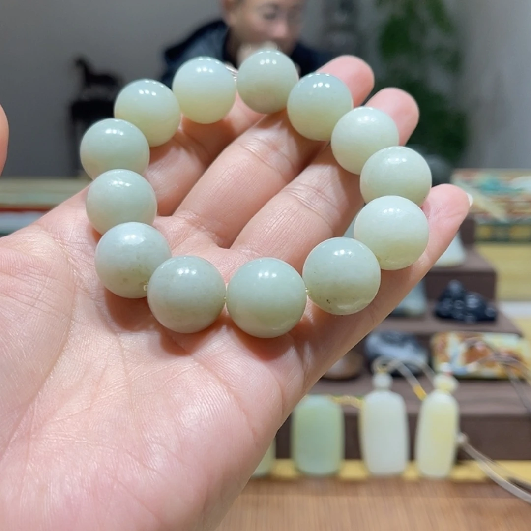 和田玉未镶嵌吊坠(不含链)