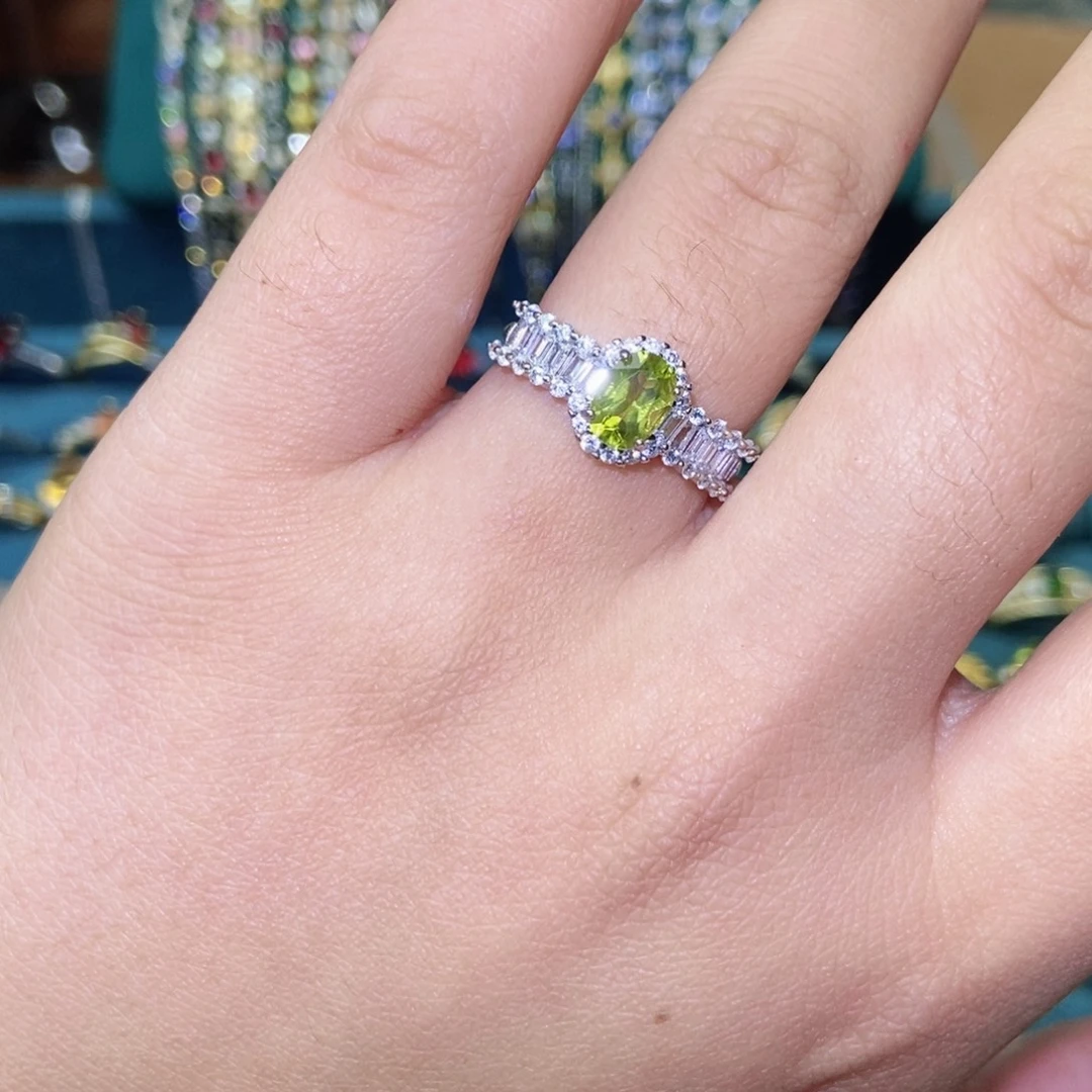 戒指银S925镶嵌橄榄石