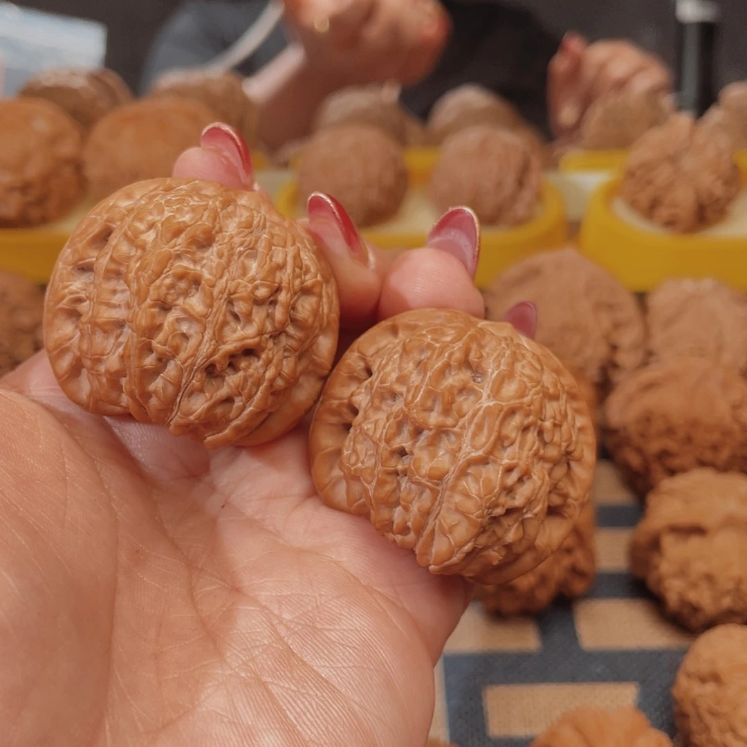 吊坠文玩核桃39血麒麟