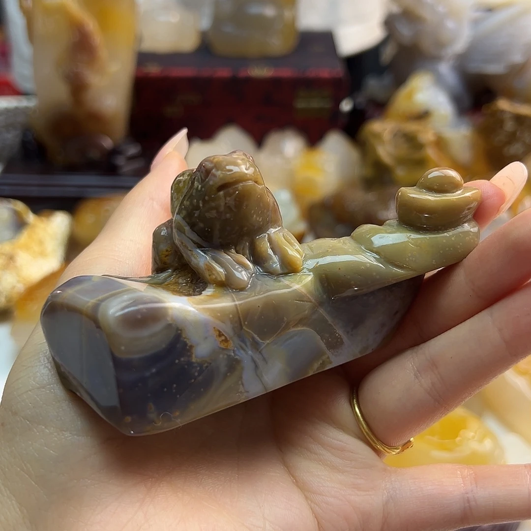 玛瑙/玉髓未镶嵌颈饰