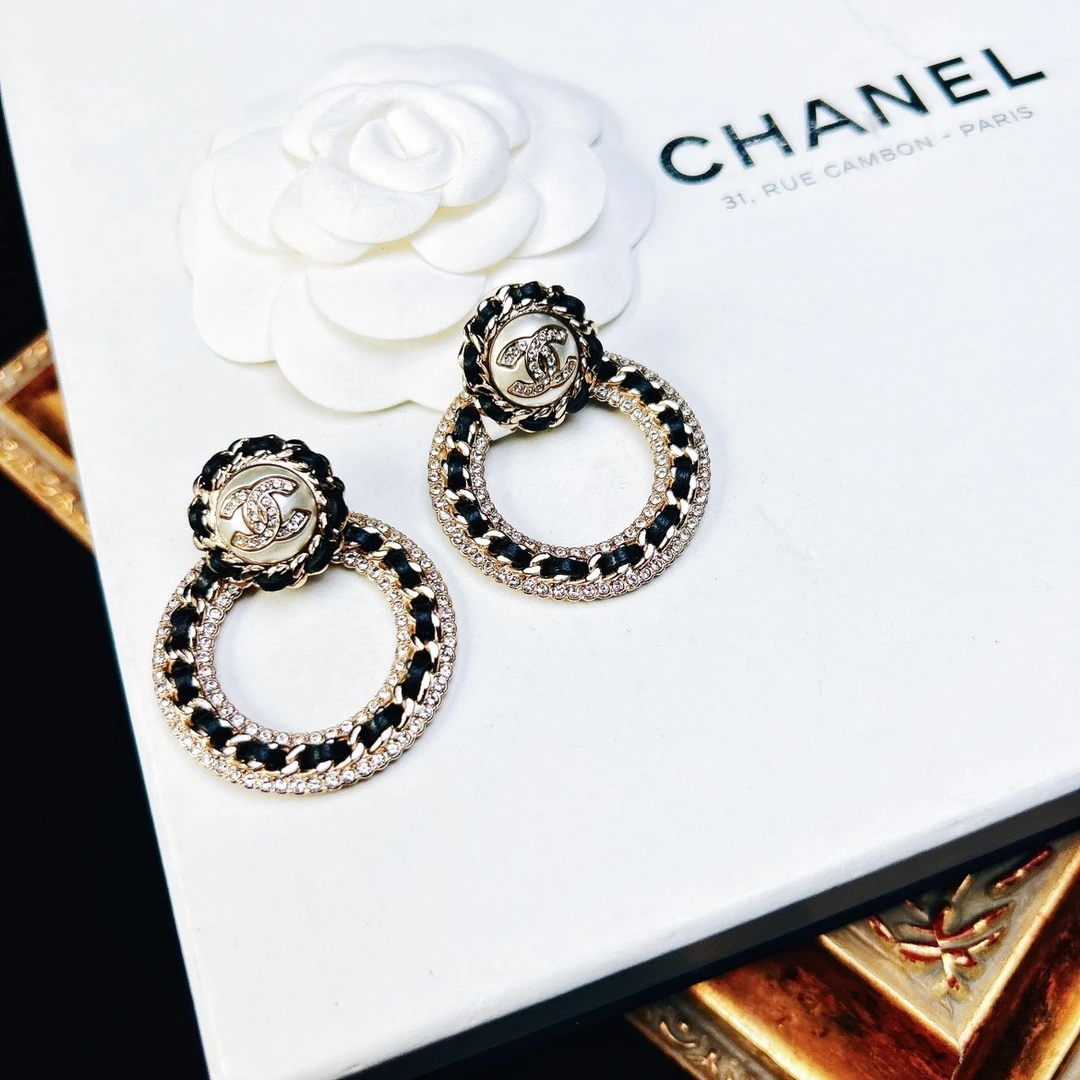 95新 Chanel/香奈儿 柚礼中古/香奈儿皮穿圆环珍珠耳钉LZ511526