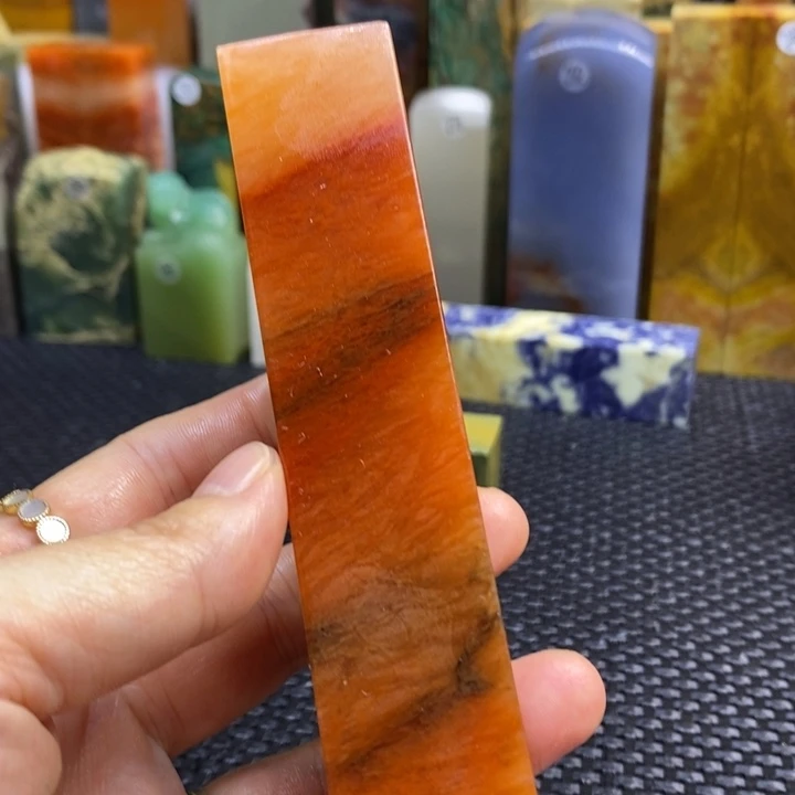 云南石任****锥青田石印章石