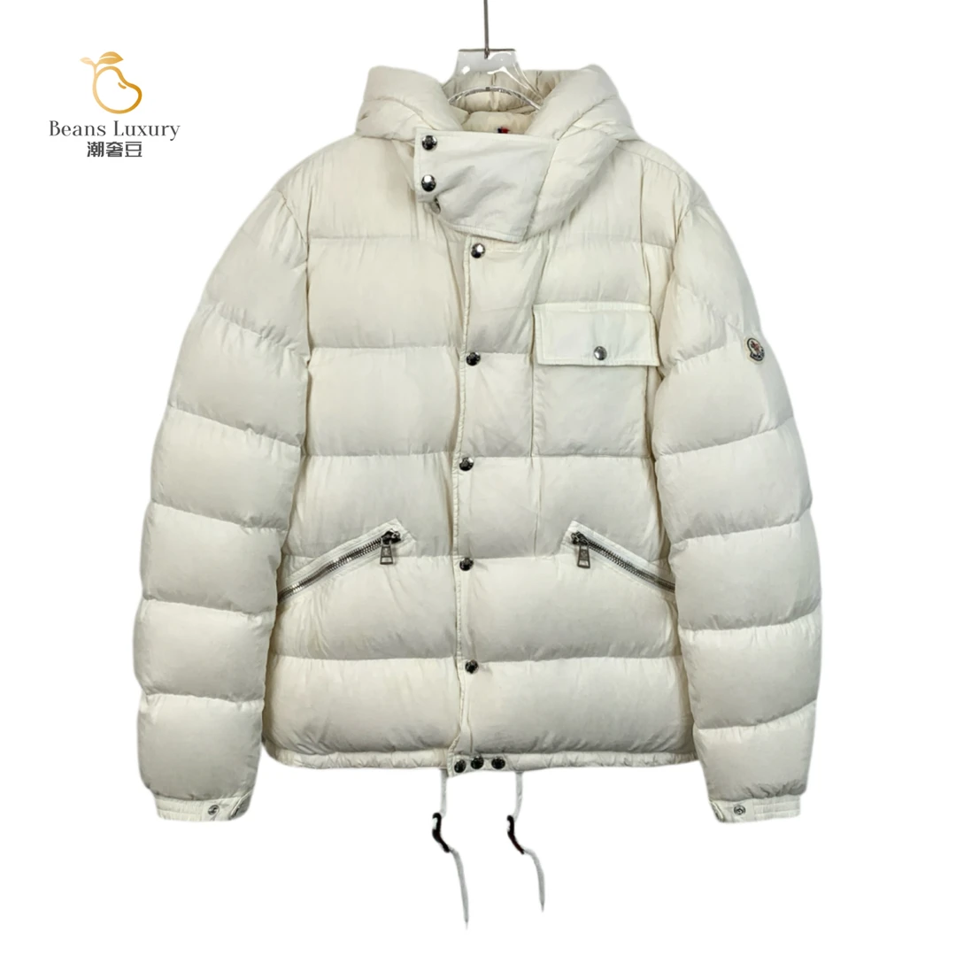 95新 MONCLER 潮奢豆 严选/米白色徽标贴饰连帽羽绒服/H12671