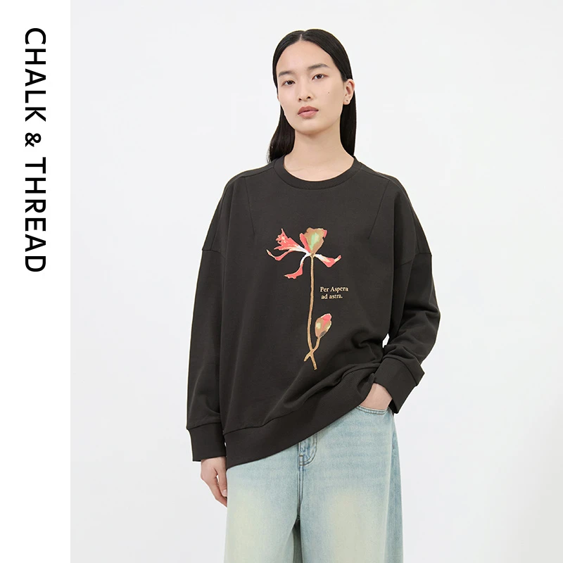 CHALK&THREAD插画风花卉字母印花毛圈棉圆领落肩长袖宽松卫衣