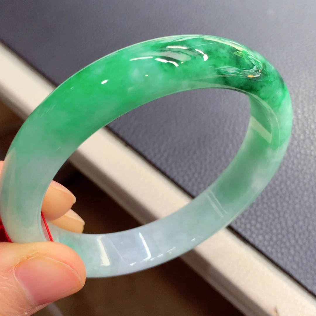 未镶嵌手镯翡翠翡翠