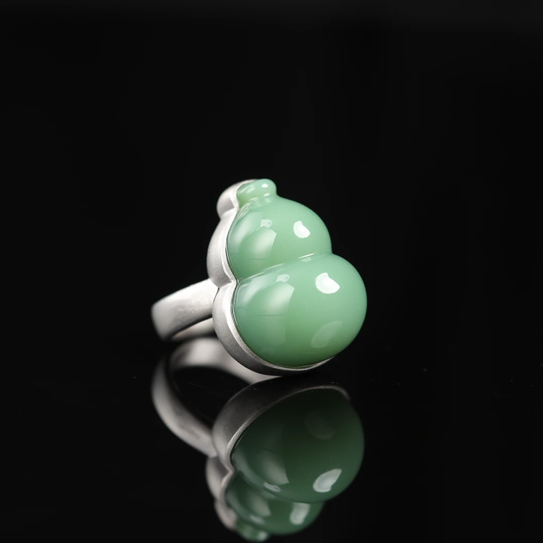 本真 | 如山 | 严选精品和田玉高色粉绿大葫芦银饰戒指（备注圈口）