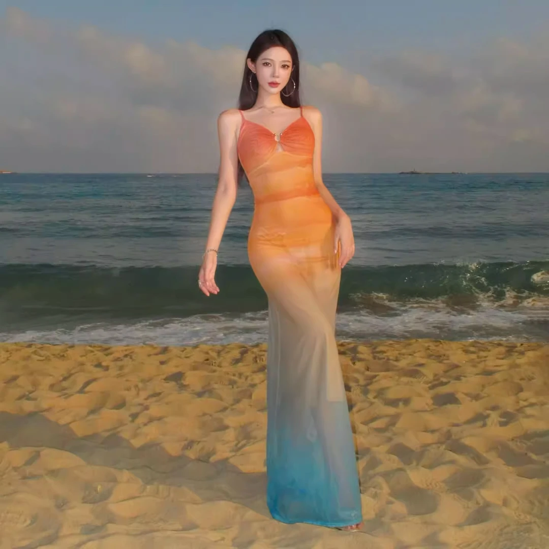 海边度假风性感辣妹渐变色v领吊带连衣裙女夏季收腰包臀拖地长裙