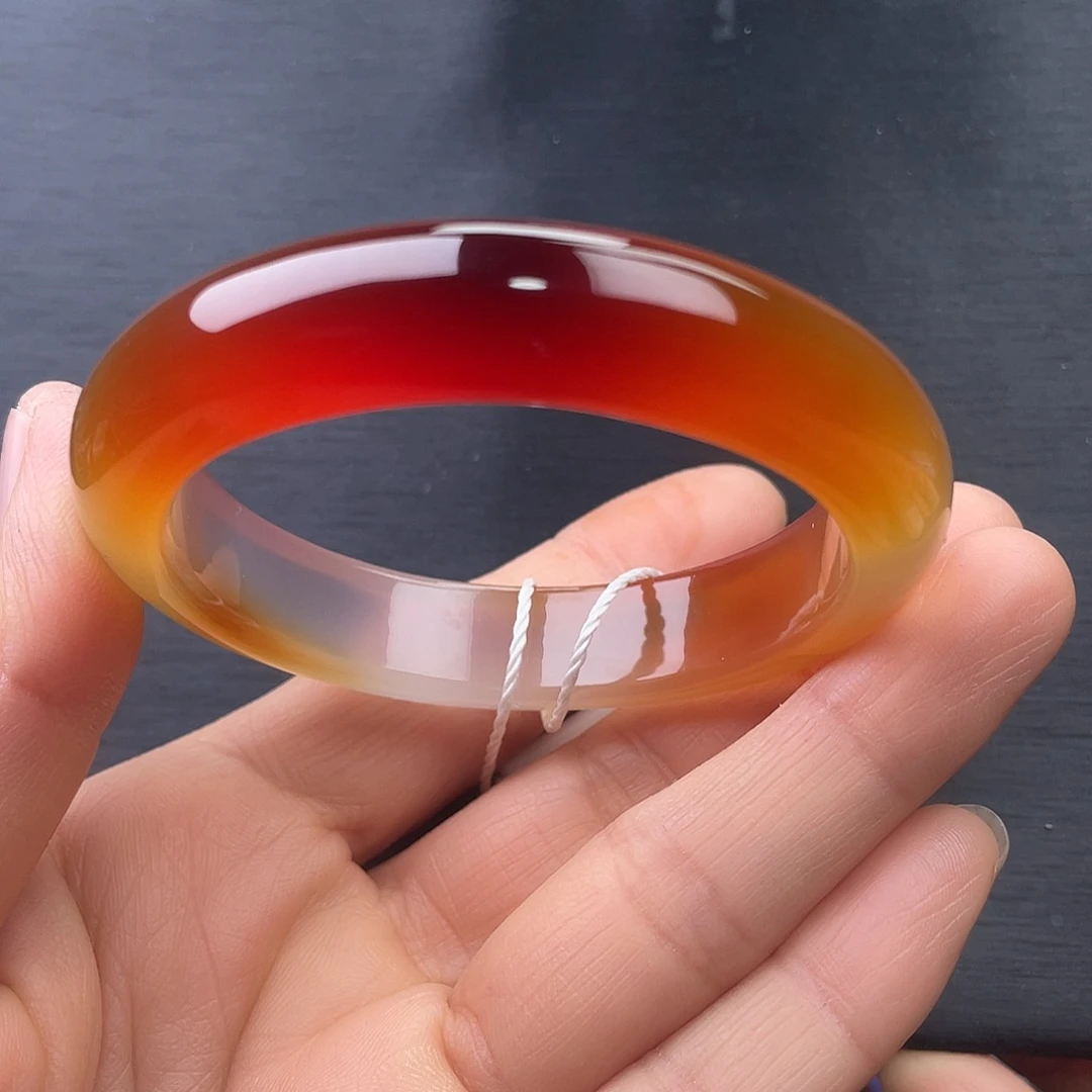 玛瑙/玉髓未镶嵌手镯54圈口