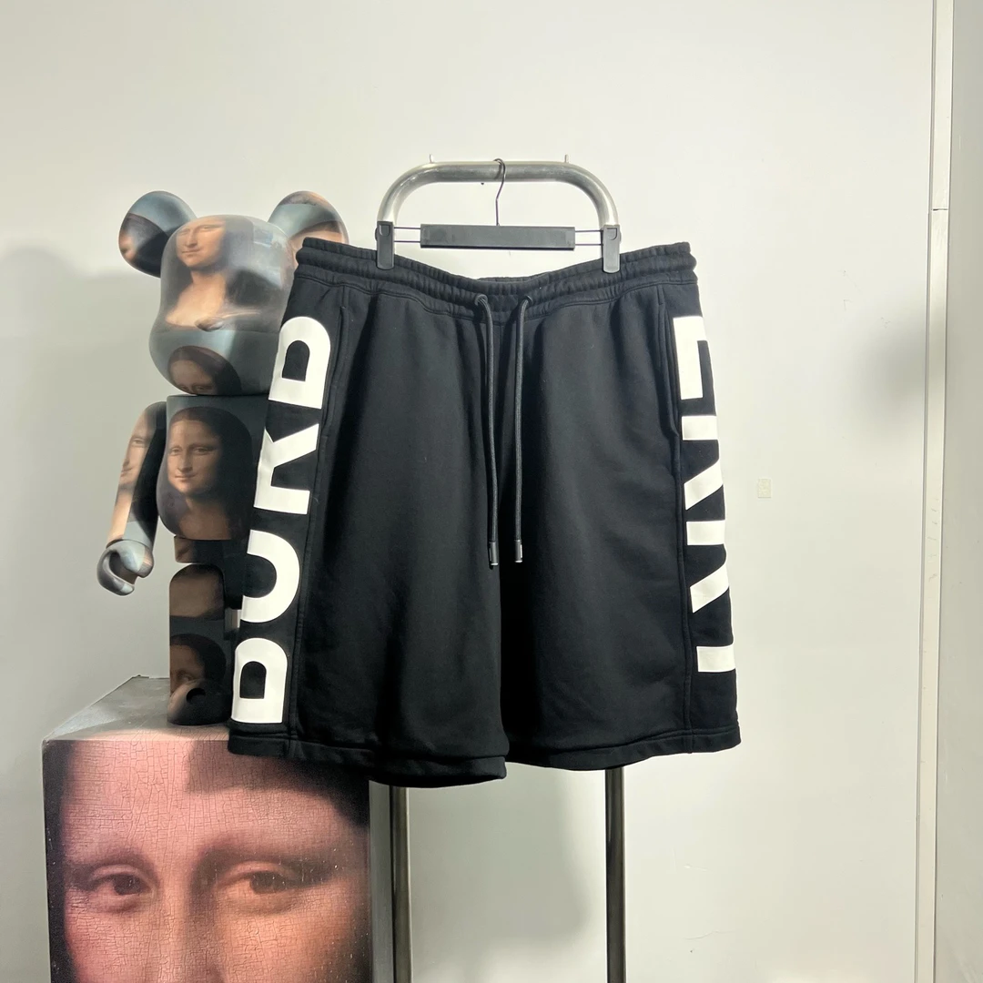 99新 BURBERRY/博柏利 短裤 R2231 尺码：XXL腰围44裤长60 编码2