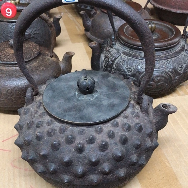 龙文堂鬼霰壶一一听雨堂严选