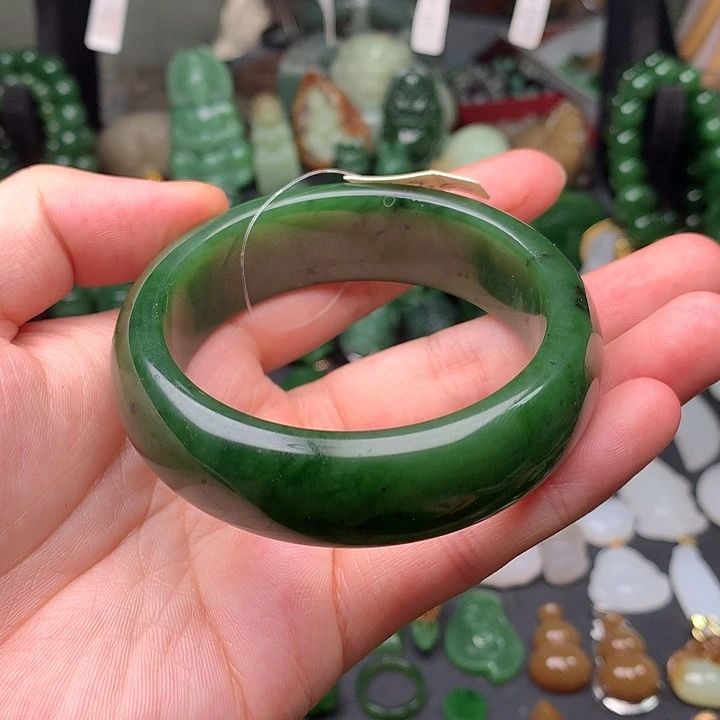 和田玉未镶嵌颈饰57.6