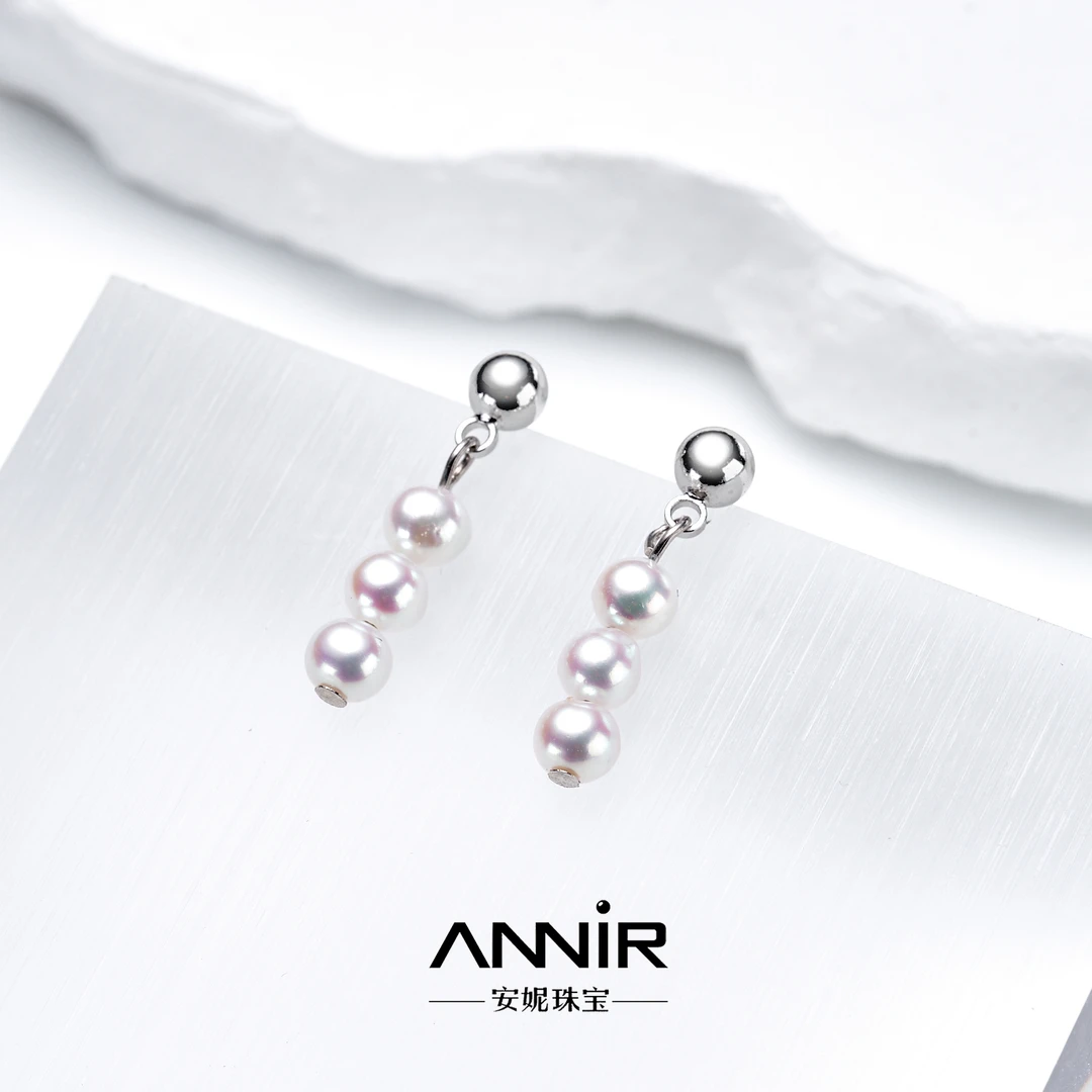 “小可爱”珍珠耳钉 3-4mm S925银 2078H00DY